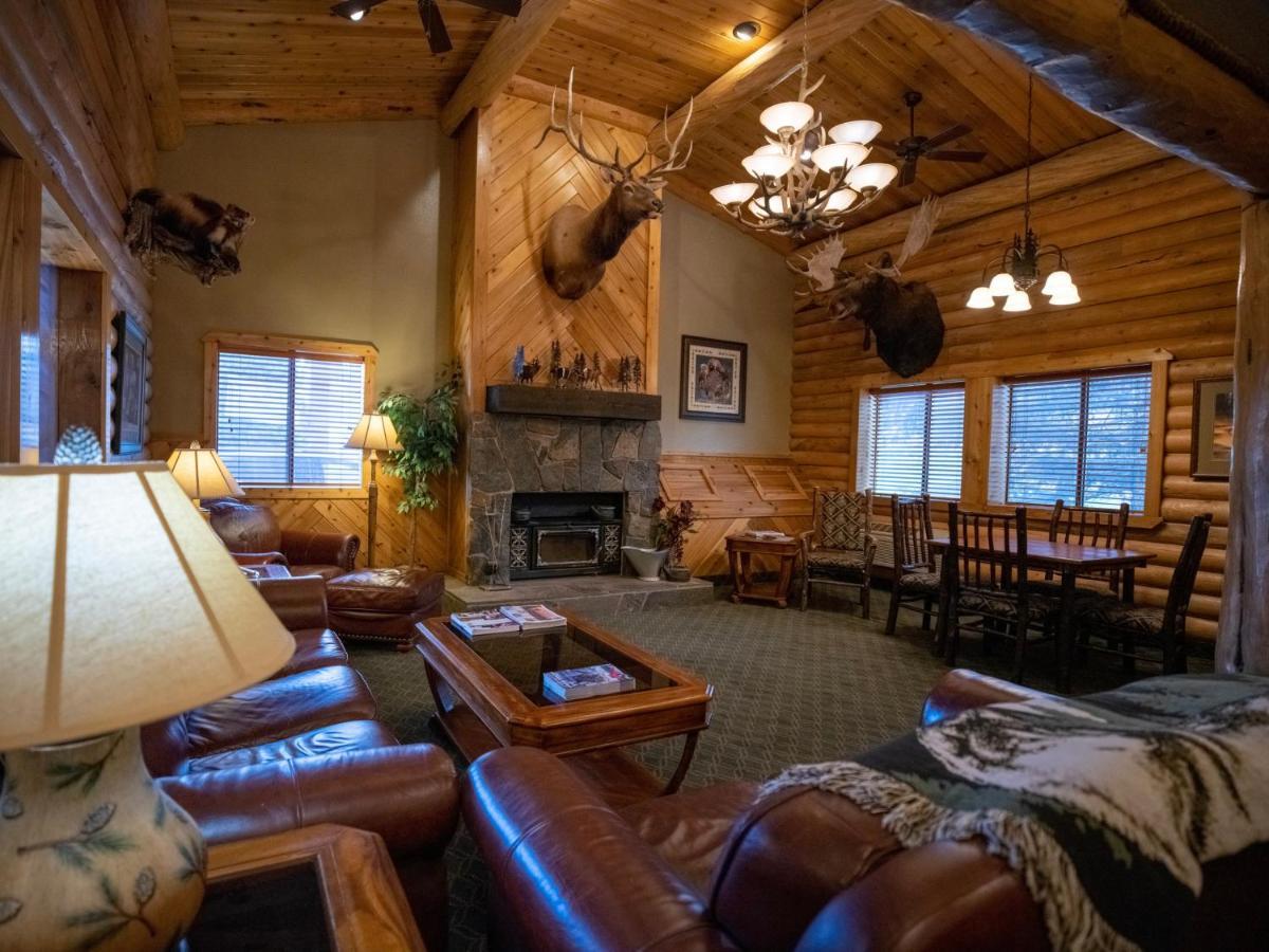 Mountain Vista Hotel West Yellowstone Exterior photo