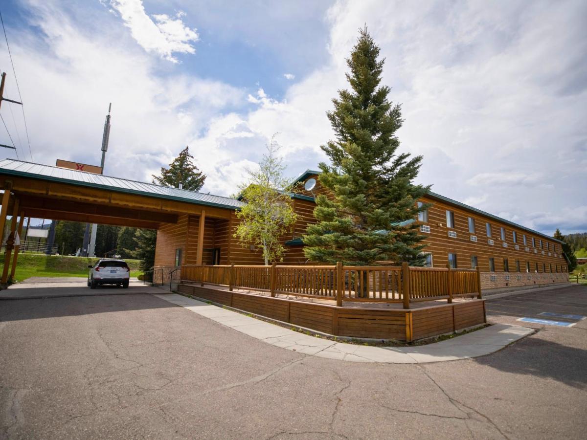 Mountain Vista Hotel West Yellowstone Exterior photo