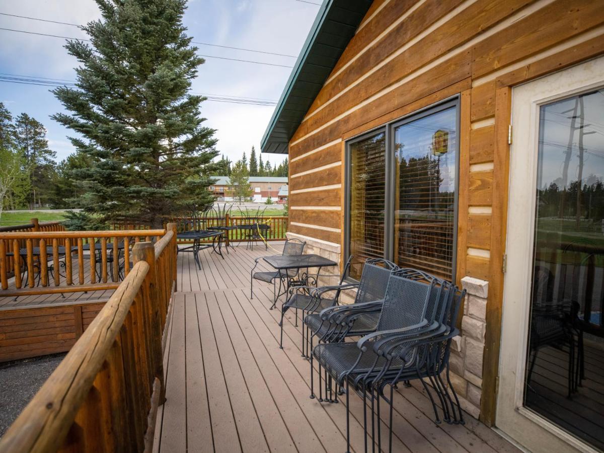 Mountain Vista Hotel West Yellowstone Exterior photo