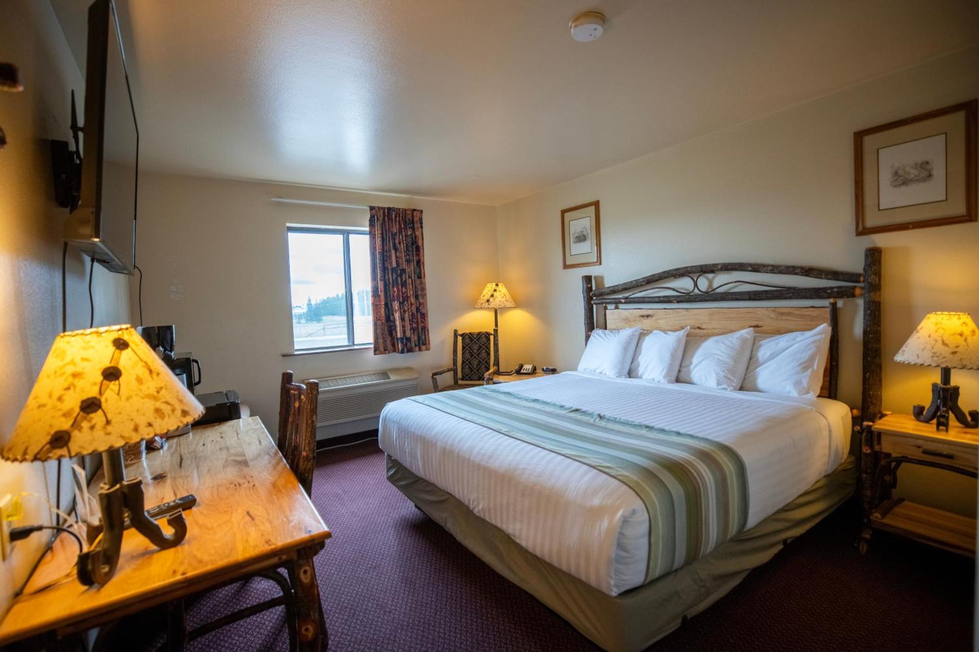 Mountain Vista Hotel West Yellowstone Exterior photo