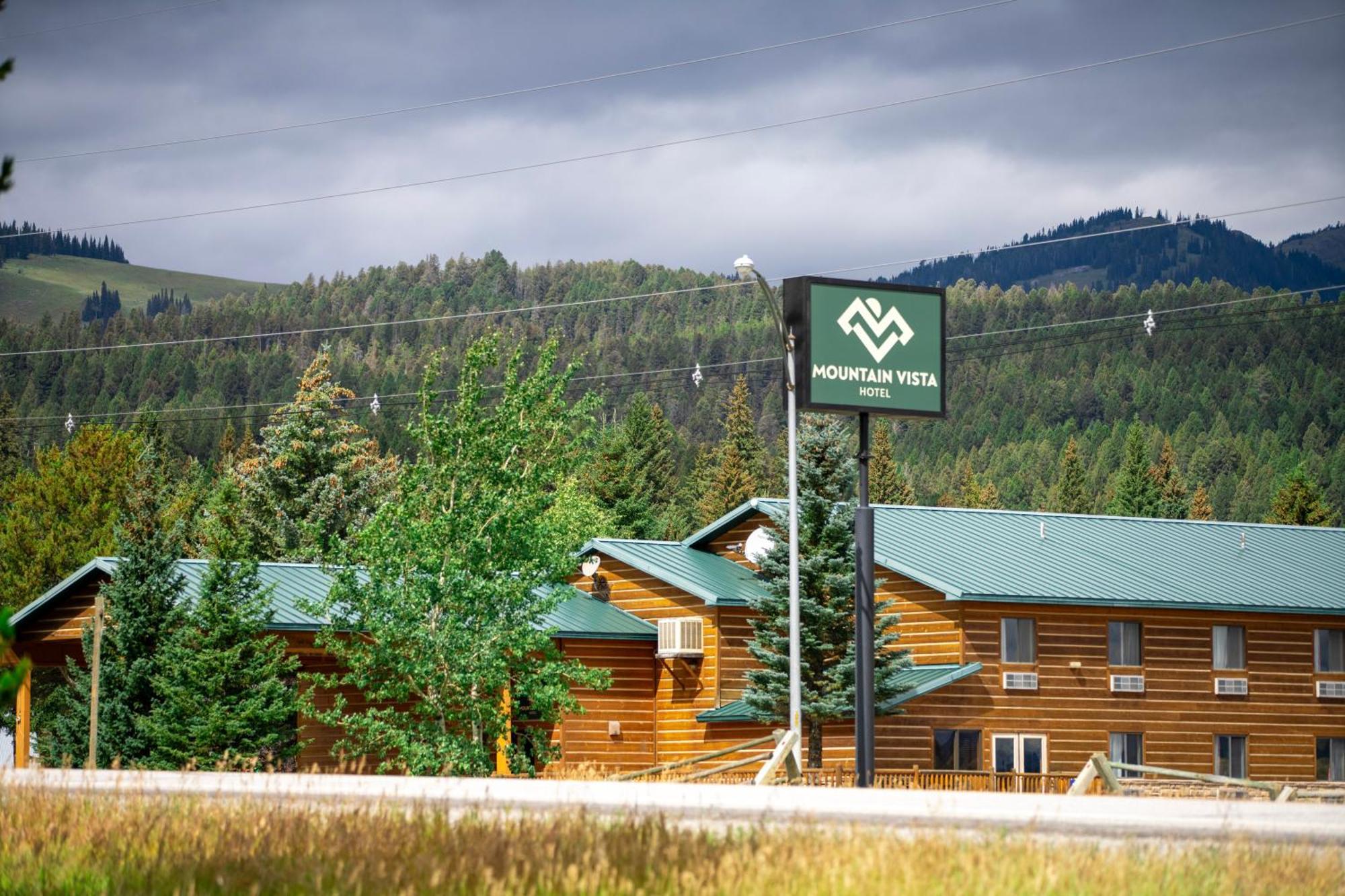 Mountain Vista Hotel West Yellowstone Exterior photo