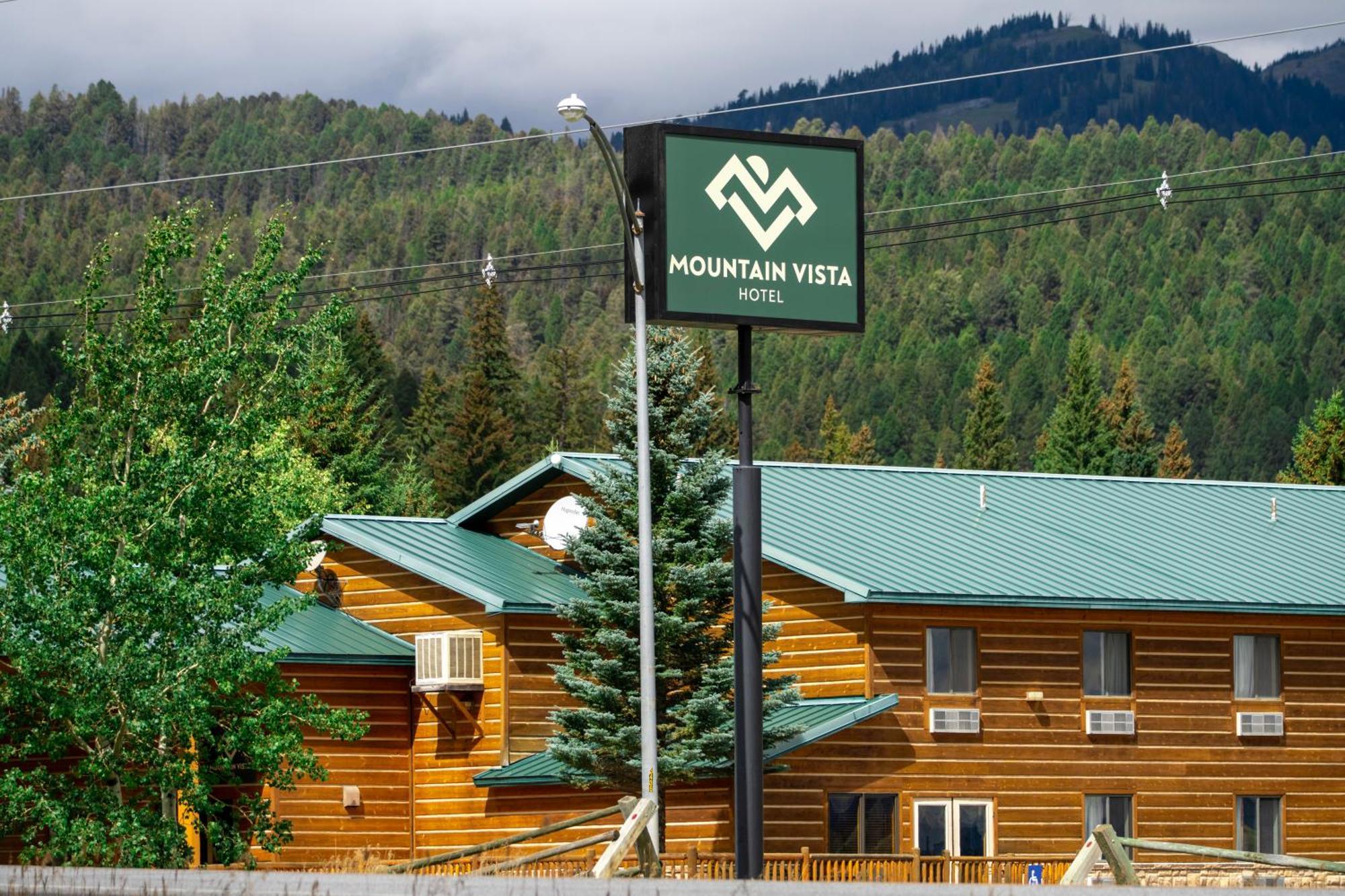 Mountain Vista Hotel West Yellowstone Exterior photo