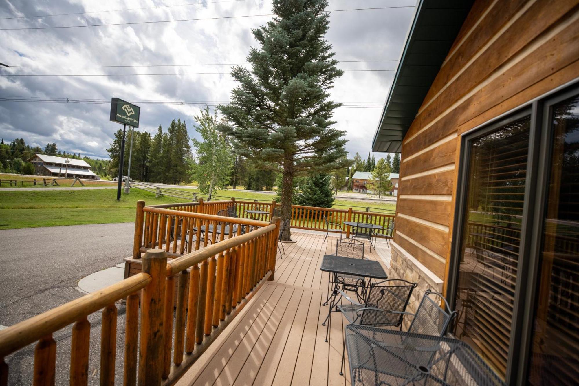 Mountain Vista Hotel West Yellowstone Exterior photo